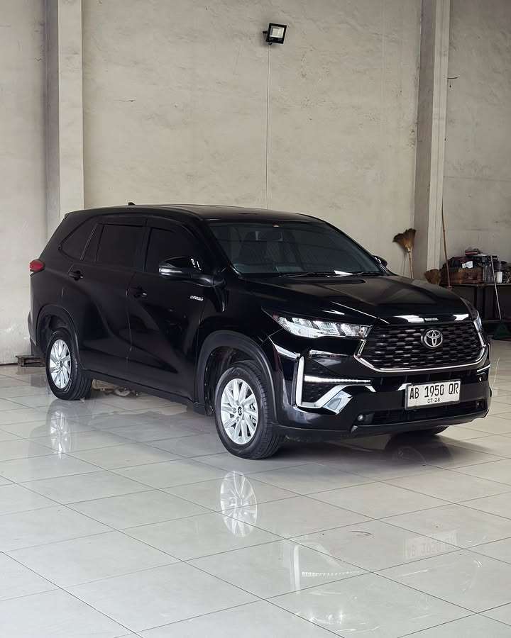 Toyota Innova Zenix 2.0 G HV CVT 2023