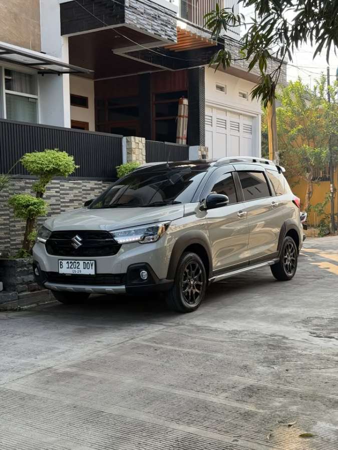 SUZUKI XL7 ALPHA HYBRID MATIC 2023