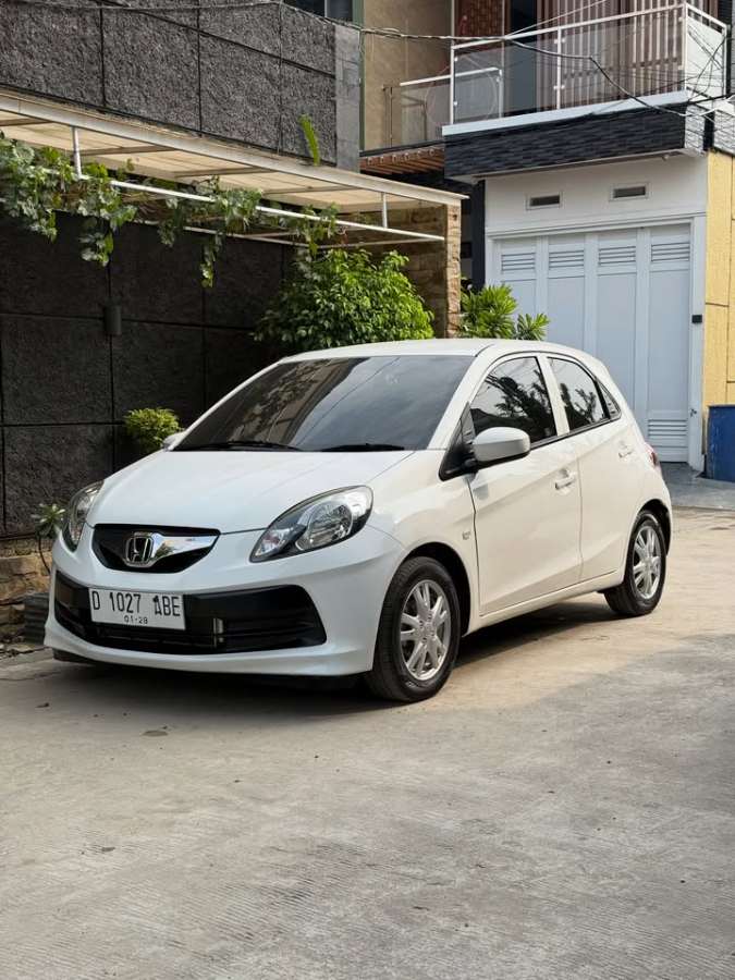 HONDA BRIO 1.3 E MATIC CBU THAILAND 2013