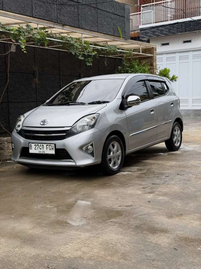 TOYOTA AGYA 1.0 G MATIC 2016