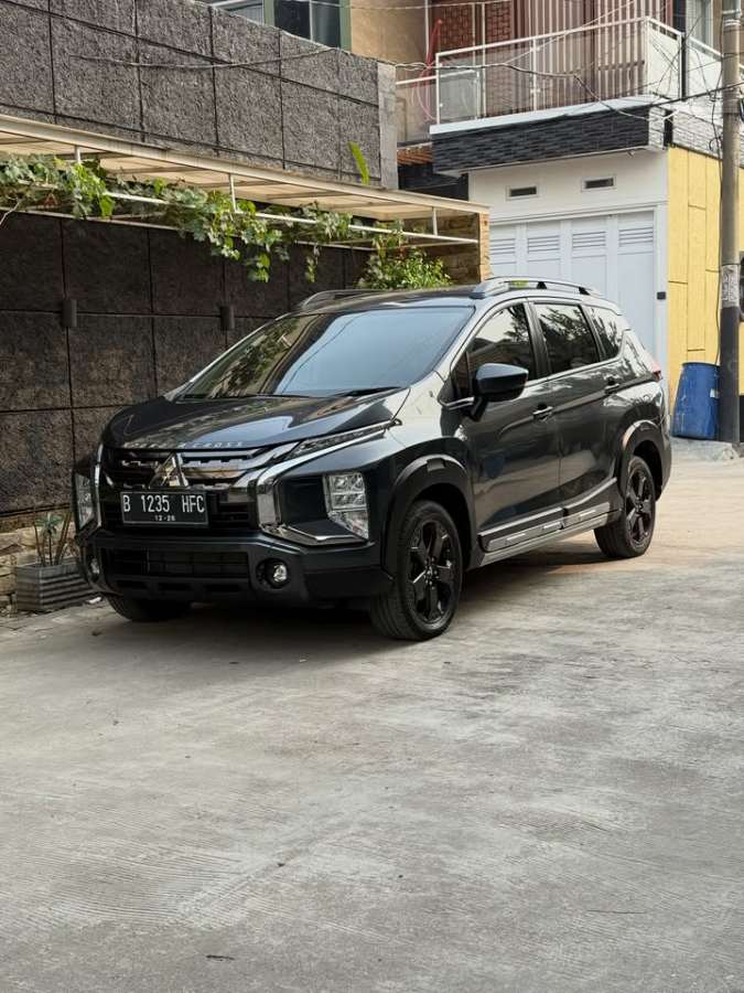 MITSUBISHI XPANDER CROSS ROCKFORD BLACK EDITION 2021