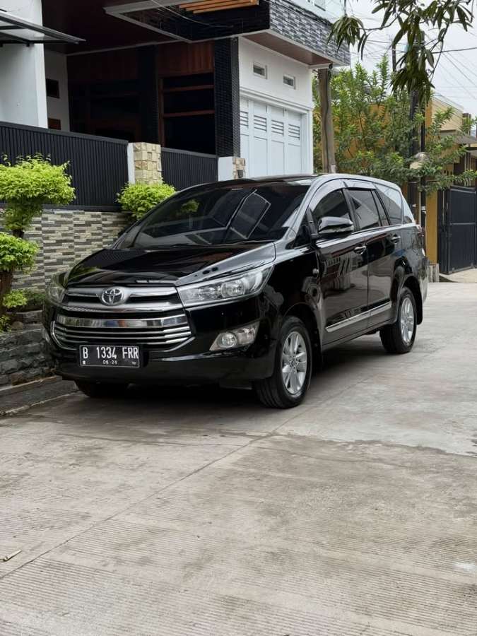 TOYOTA INNOVA V MATIC BENSIN 2016