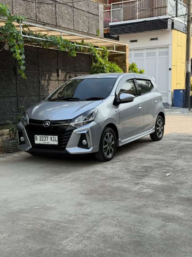 DAIHATSU AYLA 1.2 R MANUAL 2023