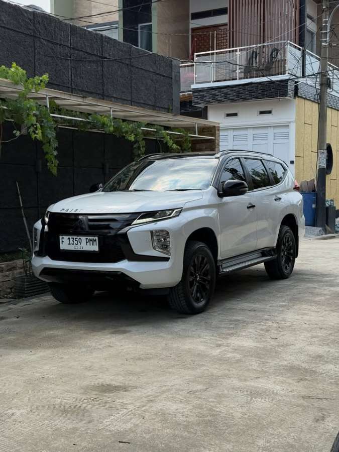 MITSUBISHI PAJERO SPORT DAKAR 4x2 ELITE 2024
