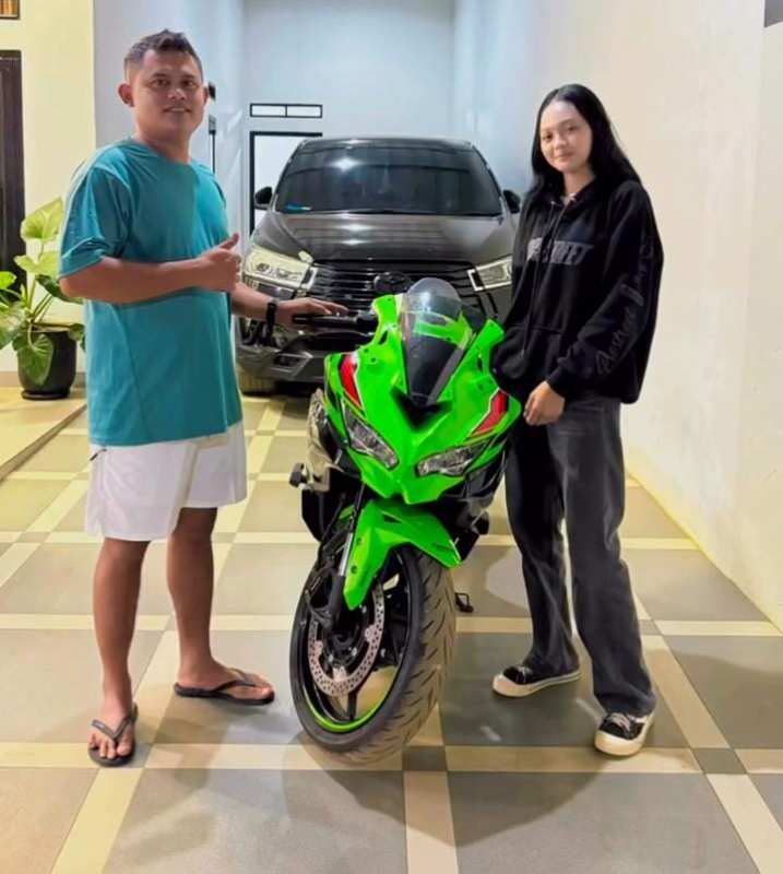 Foto Serah Terima