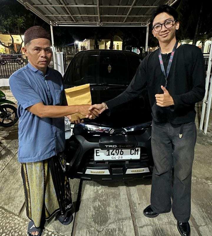 Foto Serah Terima